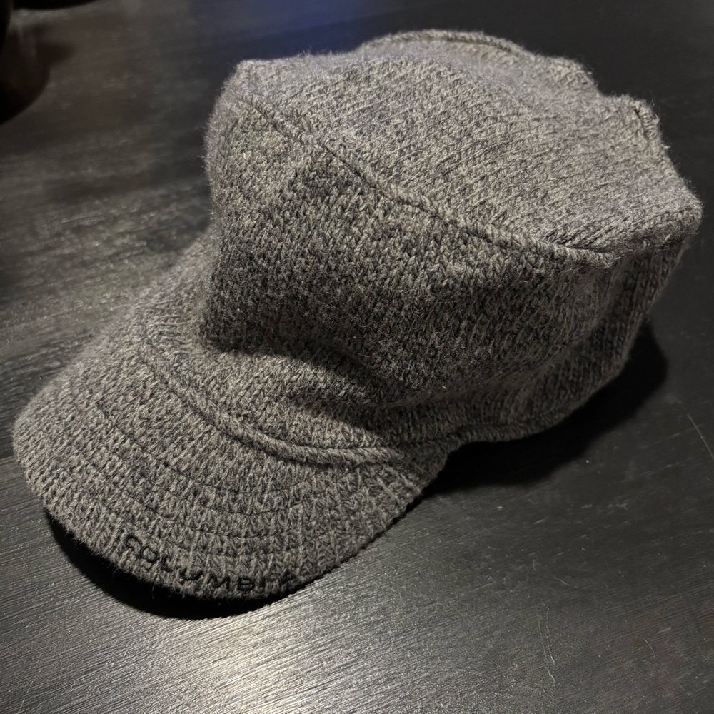 Columbia Titanium Unisex Military Cadet Fleece Lined Knit Wool Cap With Visor